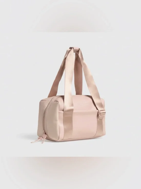 (#20)GYMSHARK Everday Mini Gym
Bag - Picture 1 of 4